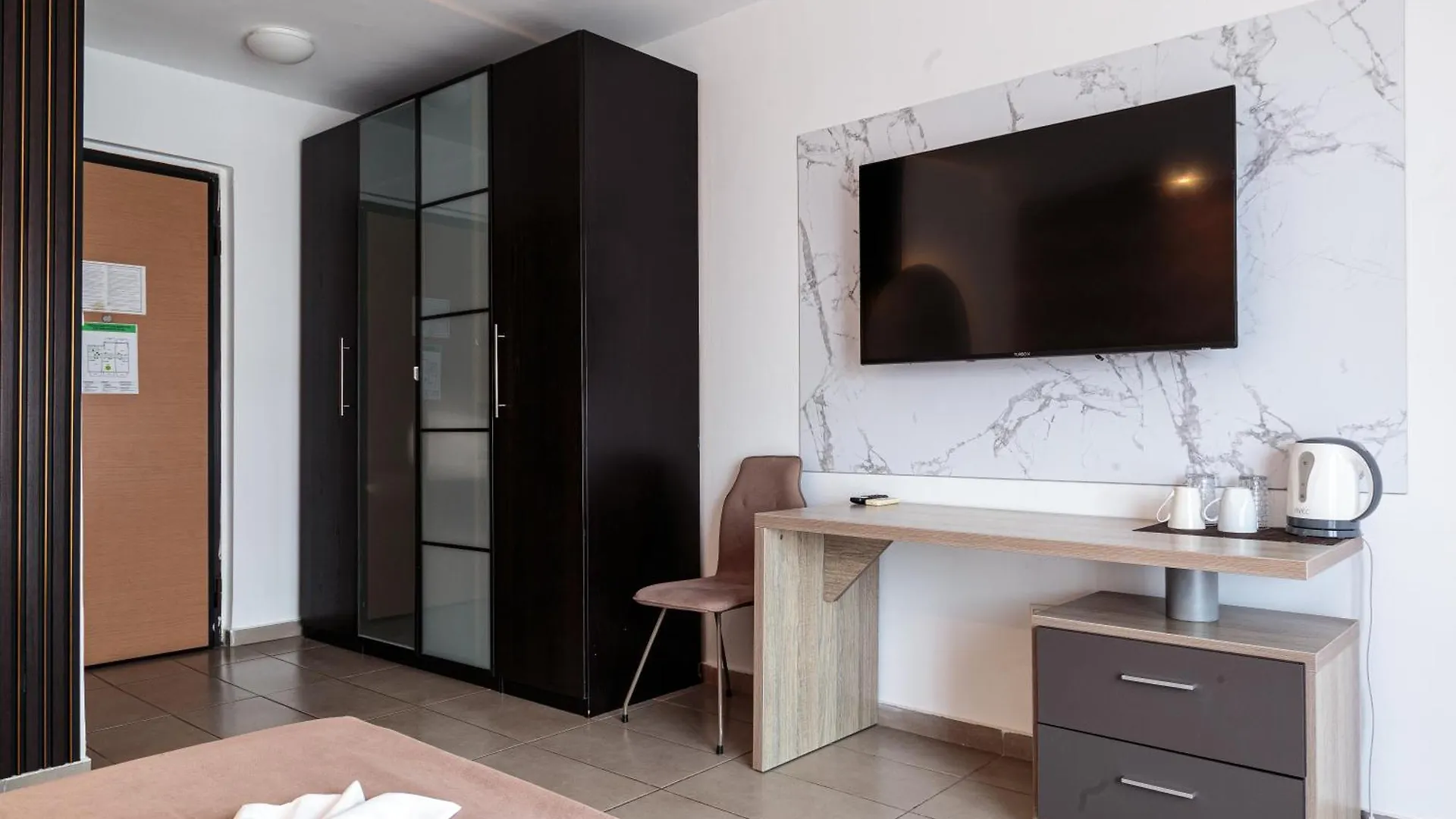 Limani Comfort Rooms Apartment