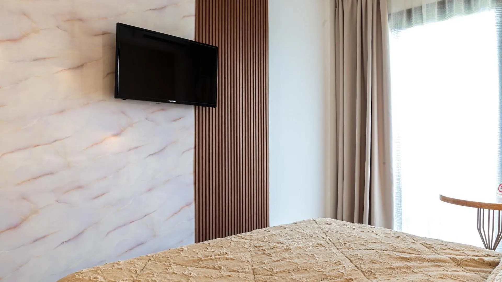 Limani Comfort Rooms Soluň 0*,